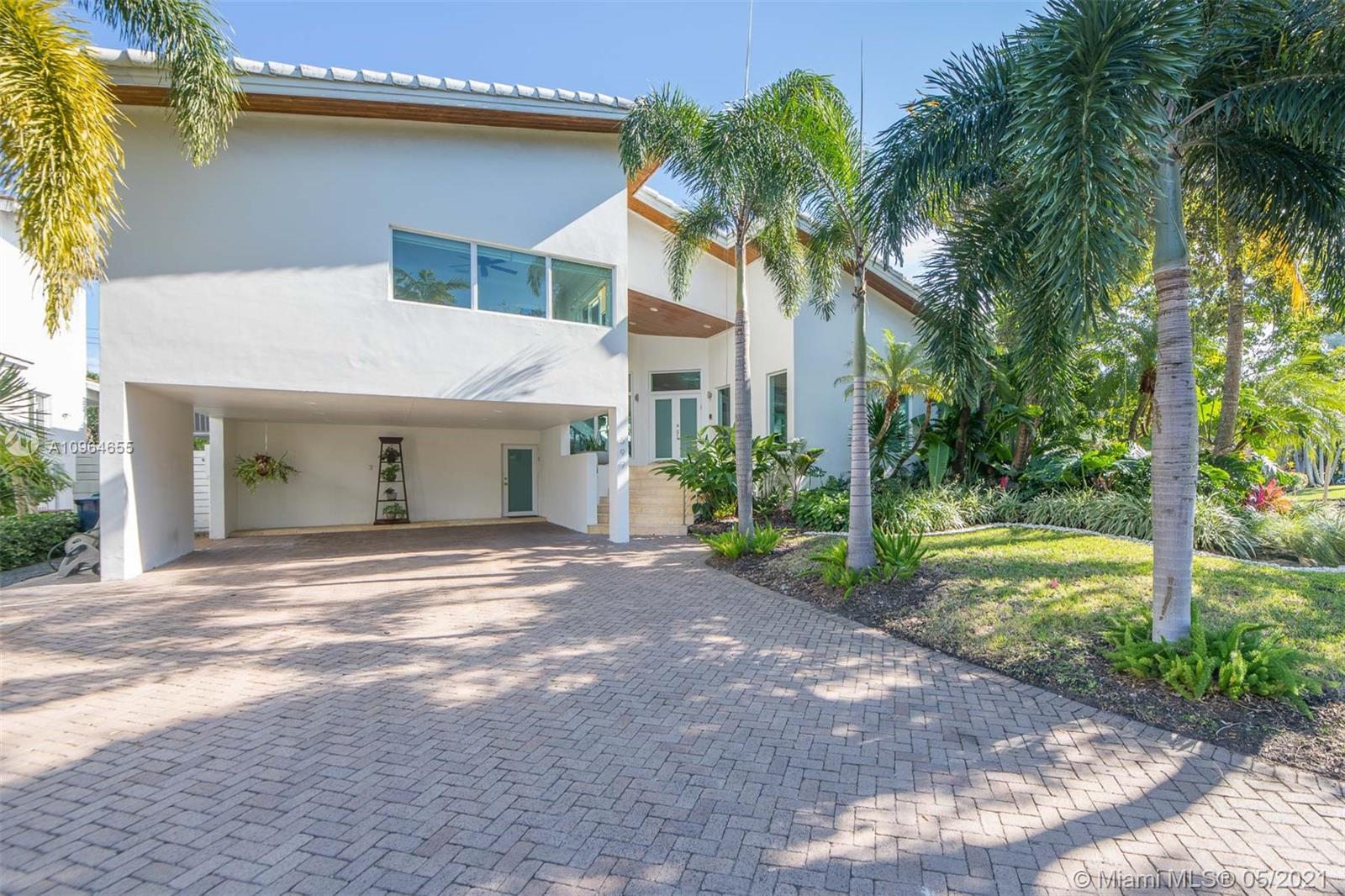 699 Glenridge Road Key Biscayne, FL 33149 - Photo 1 of 60