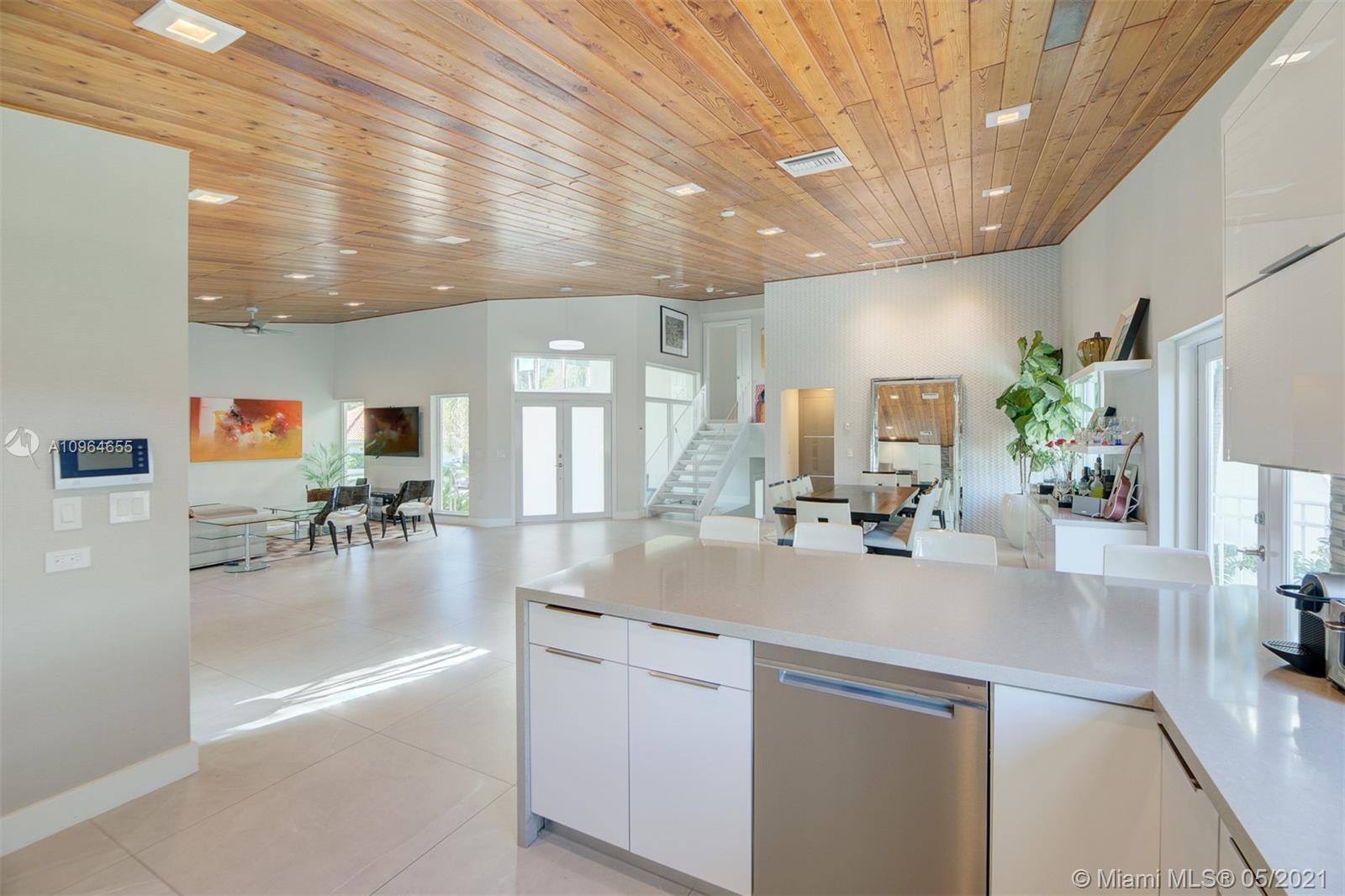 699 Glenridge Road Key Biscayne, FL 33149 - Photo 23 of 60