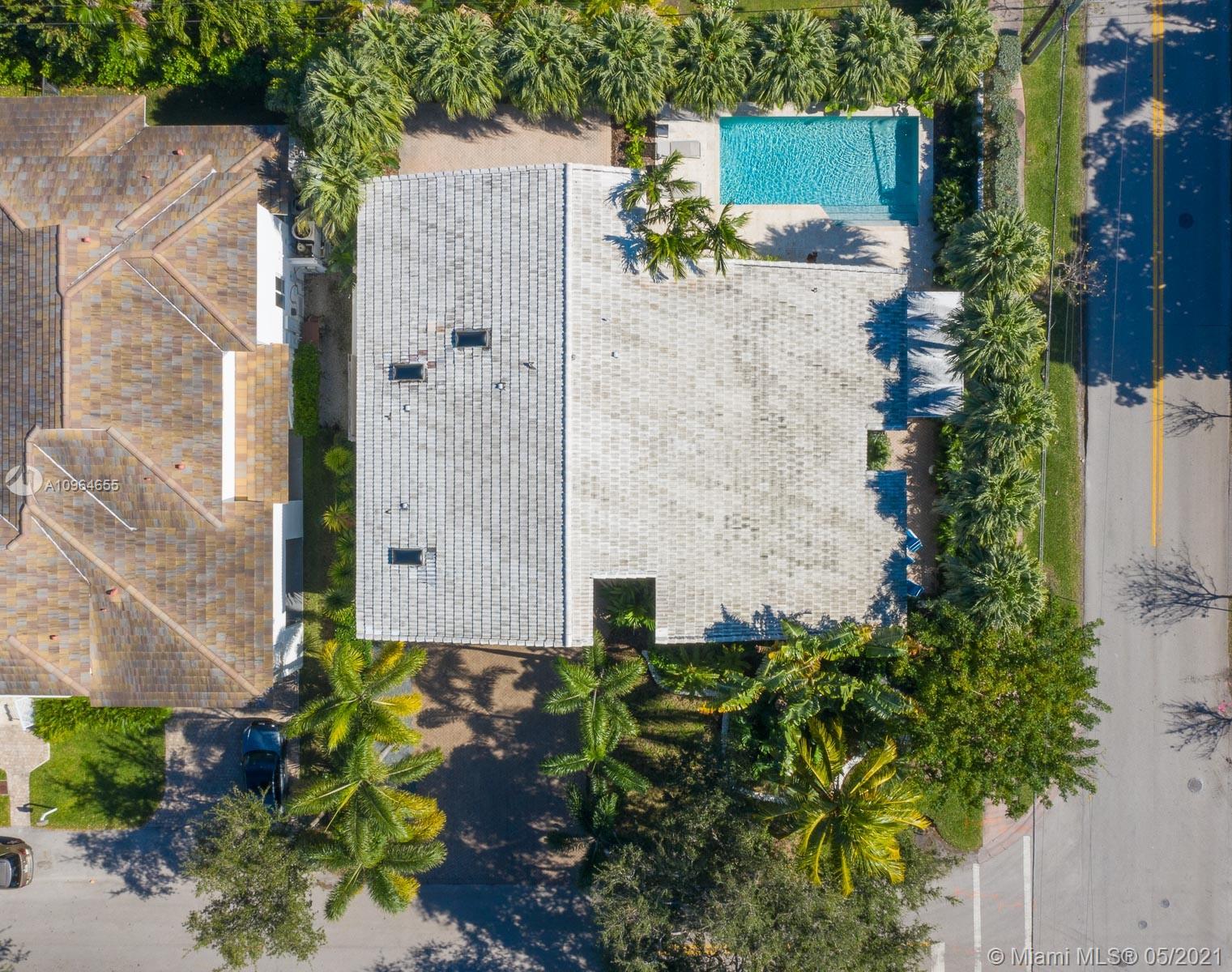 699 Glenridge Road Key Biscayne, FL 33149 - Photo 6 of 60