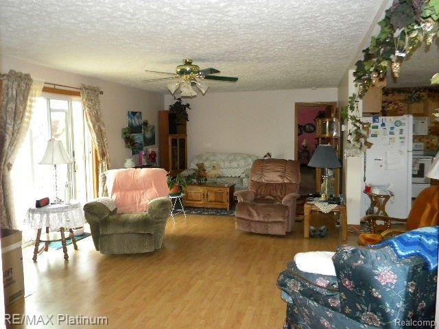3911 Emmaus Lane Howell, MI 48855 - Photo 11 of 22 112