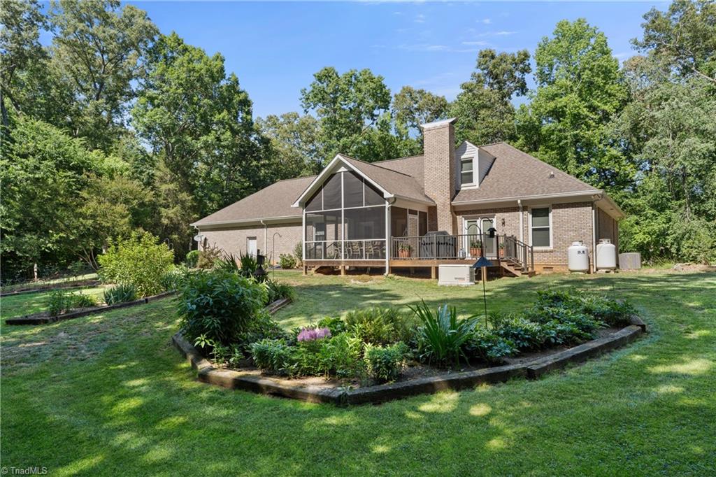 221 Redfield Road Mocksville, NC 27028 - Photo 30 of 37
