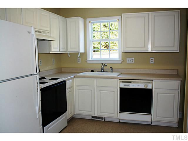 2906 Sparger Road Durham, NC 27705 - Photo 6 of 20 Photo 6