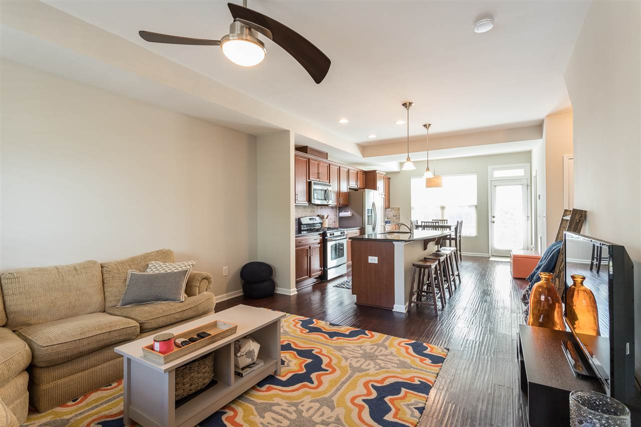 1404 Crafton Way Raleigh, NC 27607 - Photo 3 of 28 Photo 3