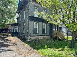 $300,000 | 914 State Street, Watertown, NY 13601