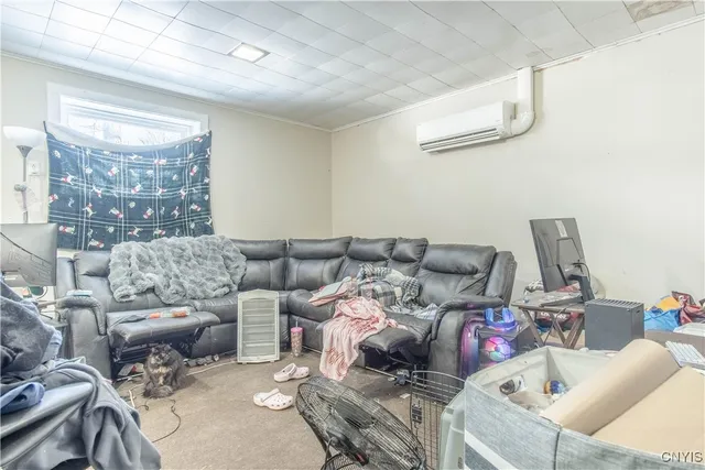 $300,000 | 914 State Street, Watertown, NY 13601