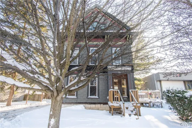 $300,000 | 914 State Street, Watertown, NY 13601