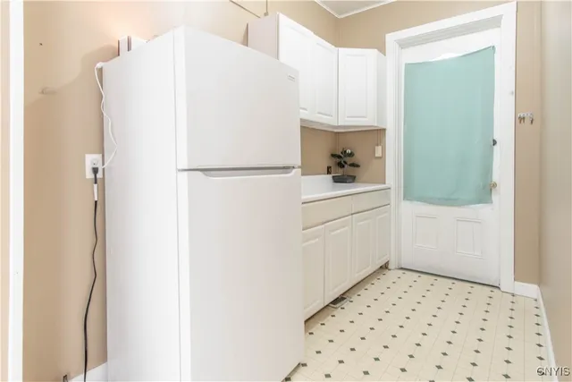 $300,000 | 914 State Street, Watertown, NY 13601