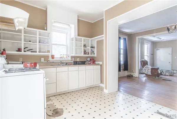 $279,900 | 914 State Street, Watertown, NY 13601