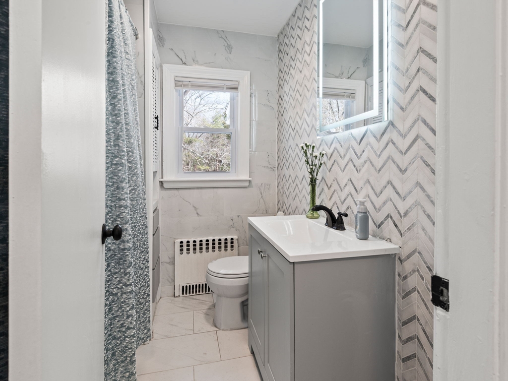 256 South Main Street Hopedale, MA 01747 - Photo 20 of 41