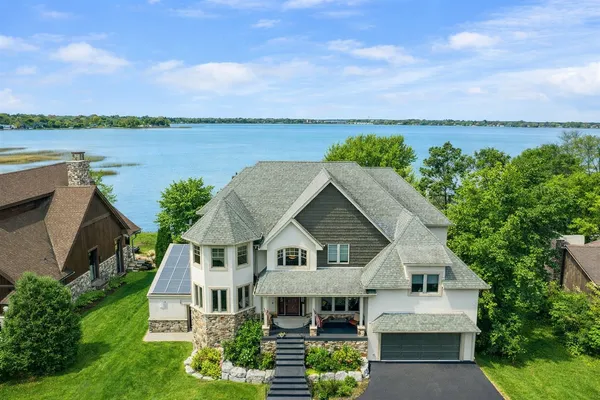 $2,495,000 | 22620 Hayward Avenue North, Forest Lake, MN 55025