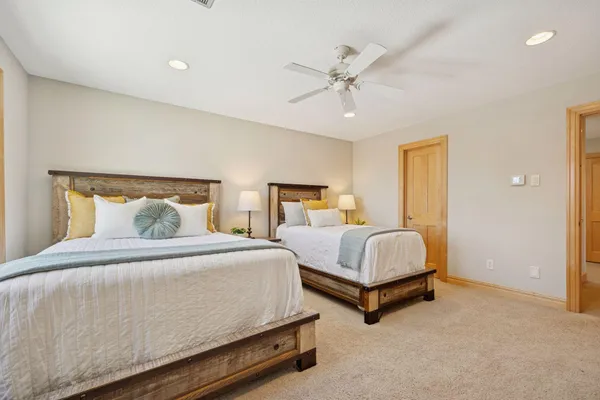 $2,395,000 | 22620 Hayward Avenue North, Forest Lake, MN 55025