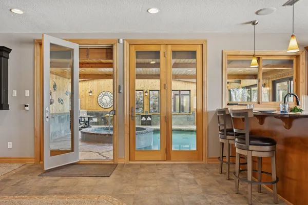 $2,395,000 | 22620 Hayward Avenue North, Forest Lake, MN 55025