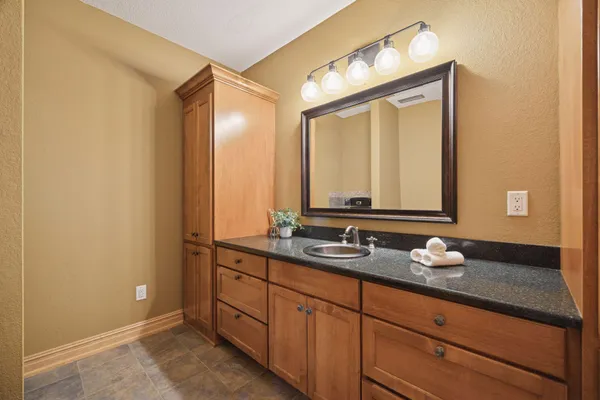 $2,395,000 | 22620 Hayward Avenue North, Forest Lake, MN 55025