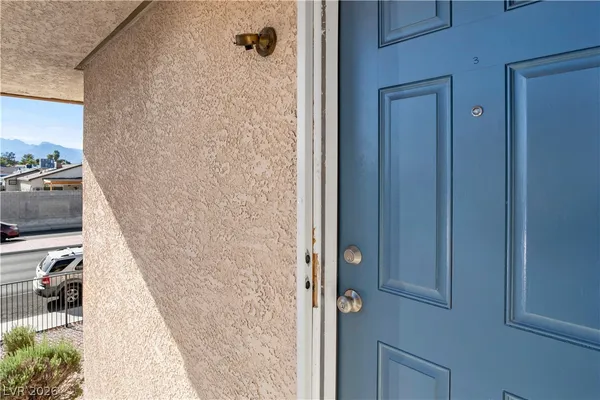 $1,300 | 2221 North Jones Boulevard, Unit 3, Las Vegas, NV 89108