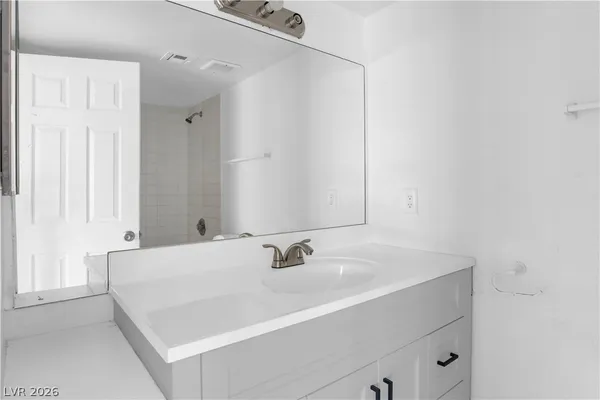 $1,300 | 2221 North Jones Boulevard, Unit 3, Las Vegas, NV 89108