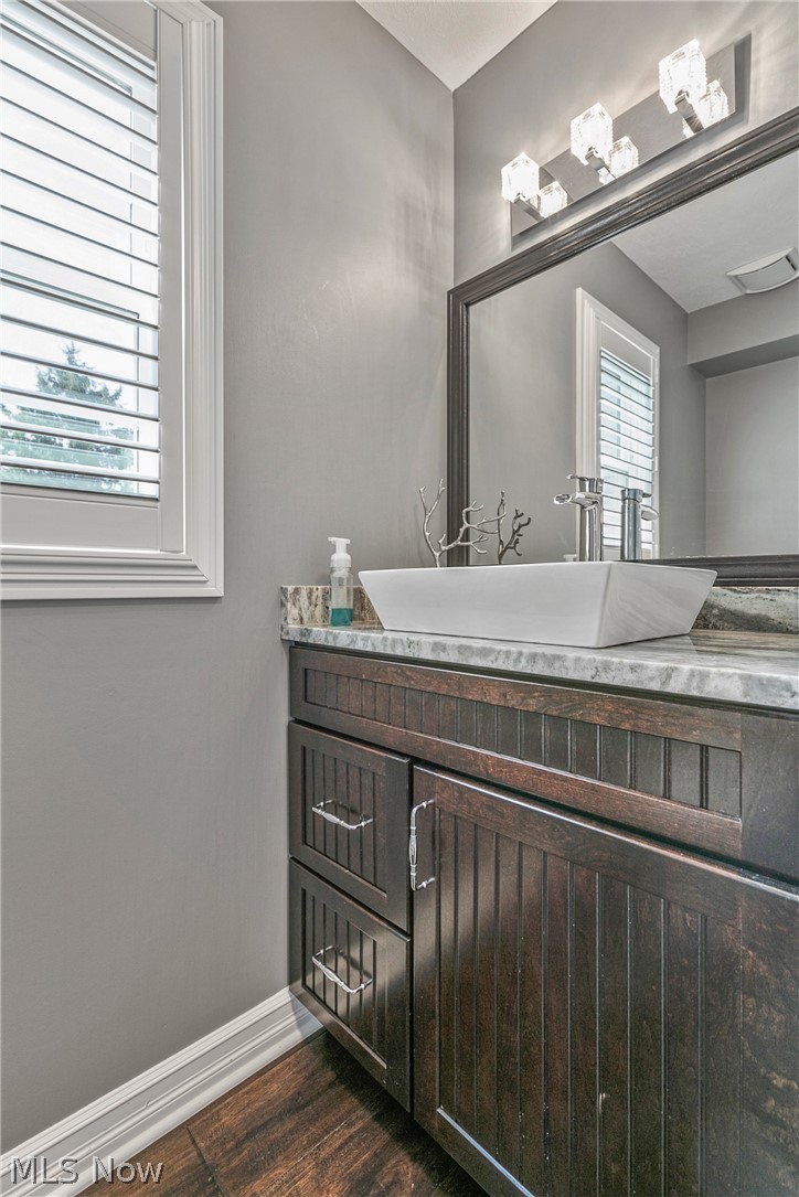 6252 North Applecross Road Cleveland, OH 44143 - Photo 25 of 35