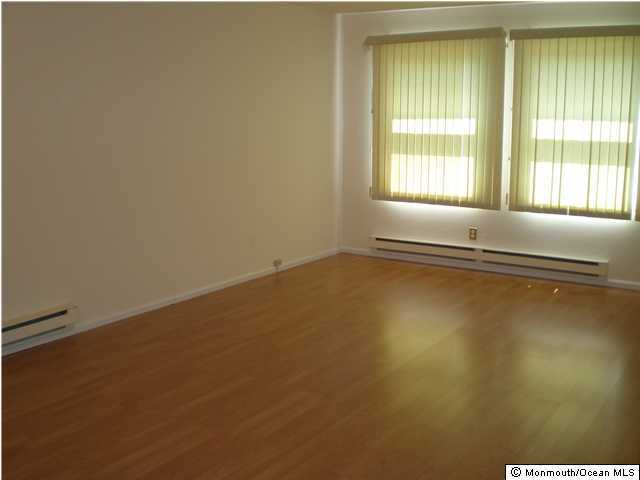96 Halls Croft Road, Unit B Freehold, NJ 07728 - Photo 3 of 3 Additional Photo