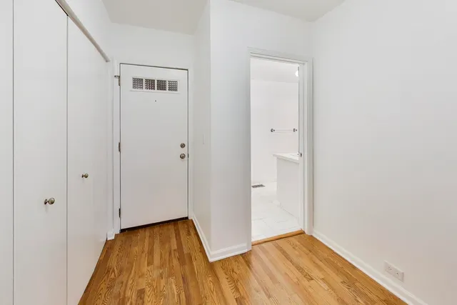 $3,000 | 1640 West Diversey Parkway, Unit 1, Chicago, IL 60614