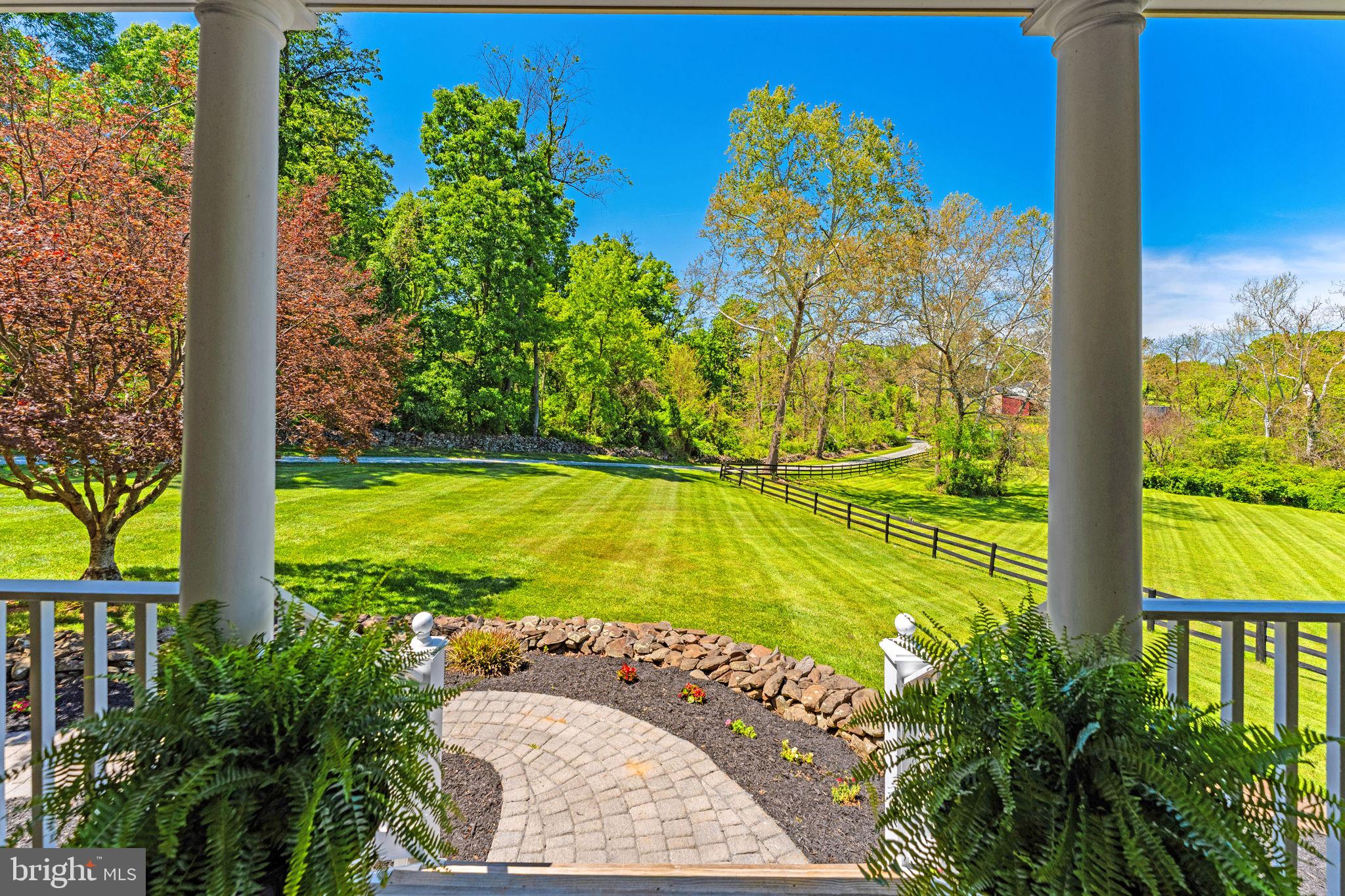 18654 Airmont Road Purcellville, VA 20132 - Photo 19 of 82