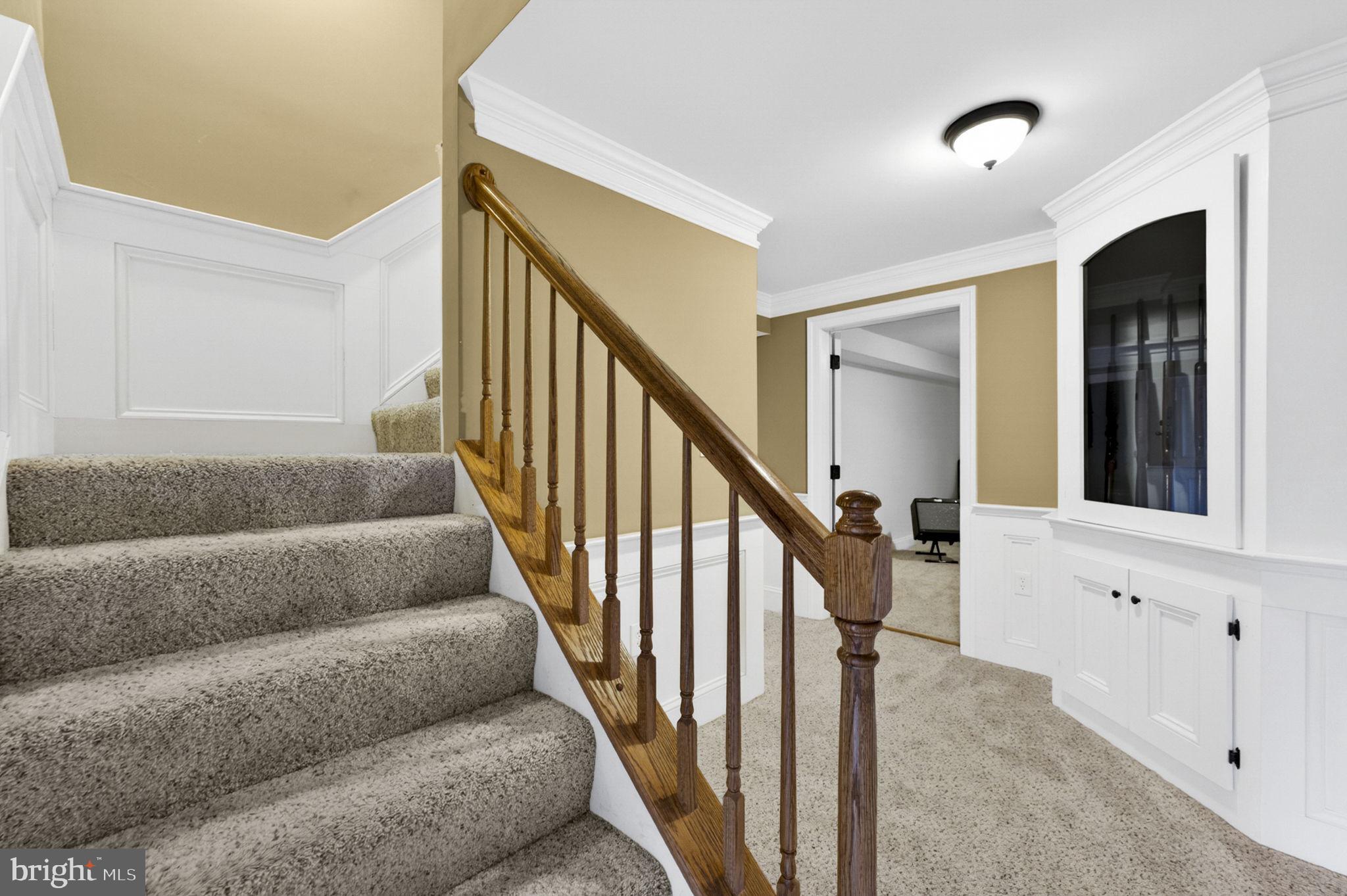 18654 Airmont Road Purcellville, VA 20132 - Photo 60 of 82 Lower level