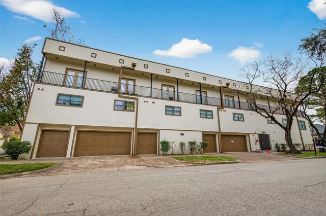 $1,850 | 1342 Rutland Street, Unit 207, Houston, TX 77008