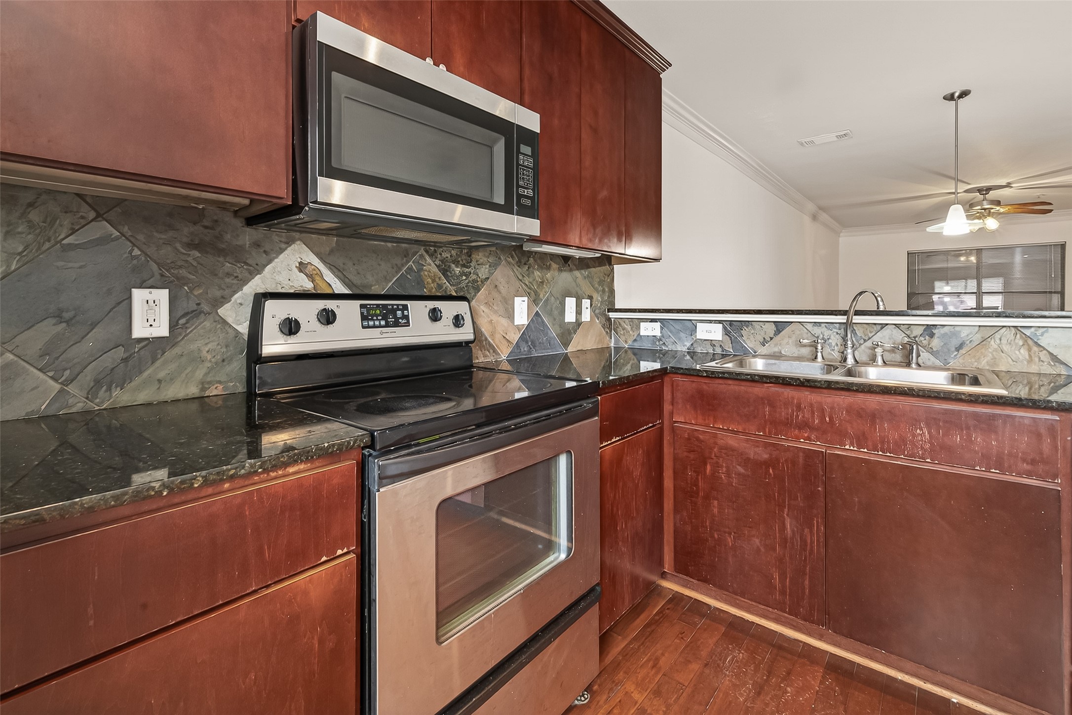 1342 Rutland Street, Unit 207 Houston, TX 77008 - Photo 22 of 37