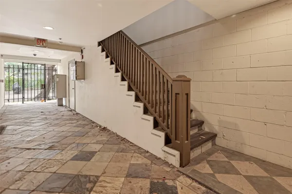 a view of entryway