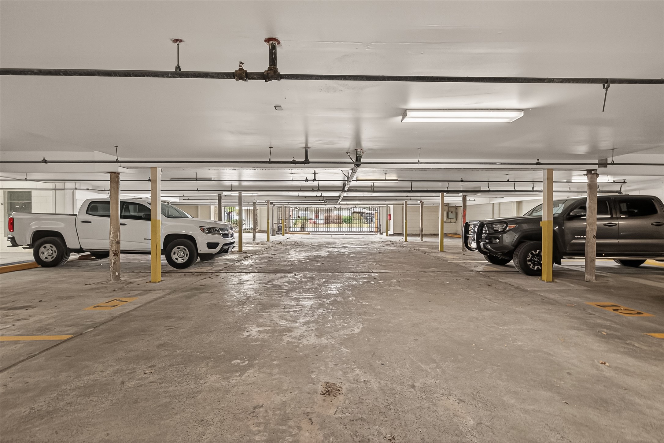 1342 Rutland Street, Unit 207 Houston, TX 77008 - Photo 4 of 37