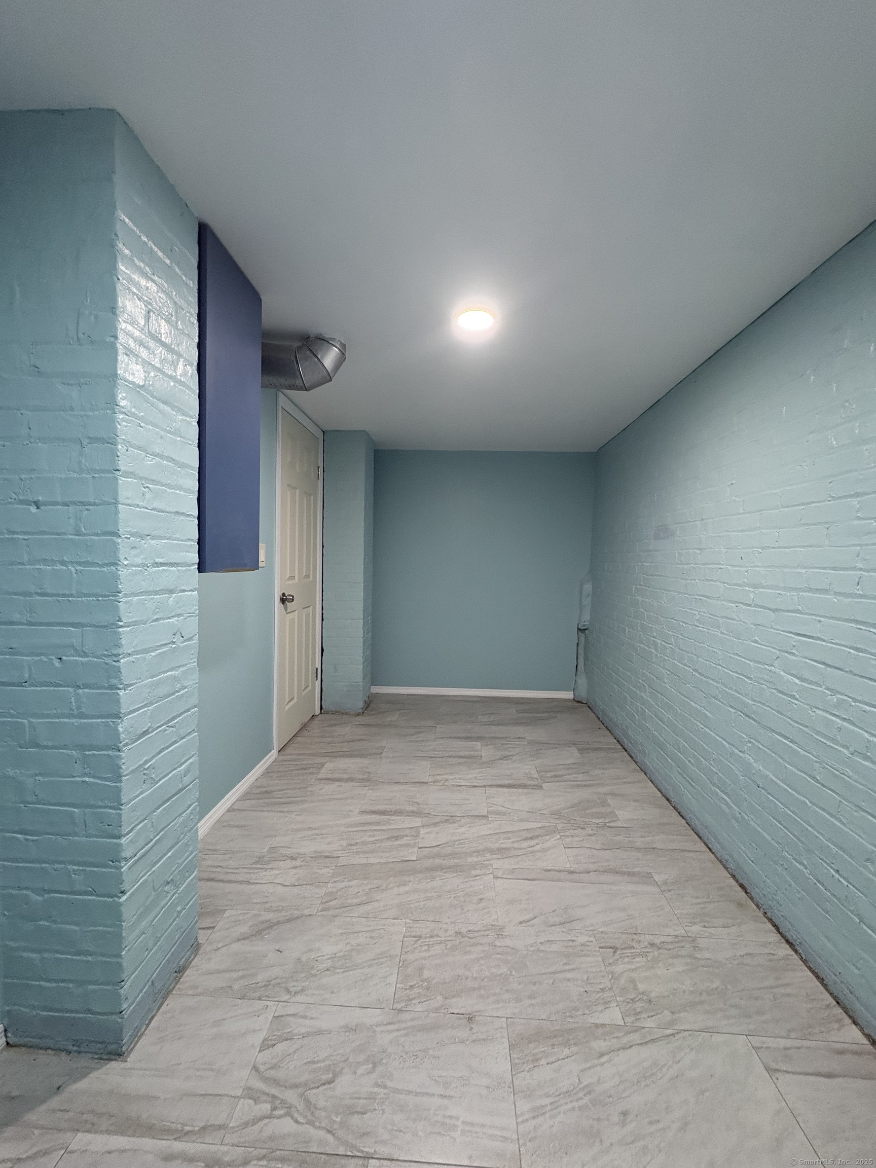 1922 Boston Avenue Bridgeport, CT 06610 - Photo 27 of 31 a view of empty room