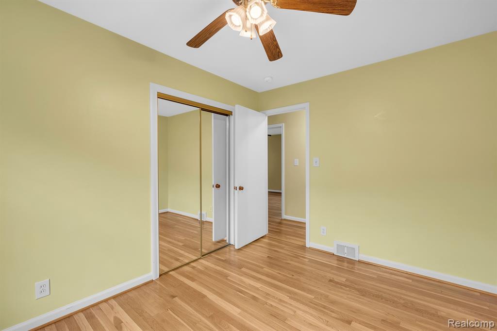 857 Harcourt Road Grosse Pointe, MI 48230 - Photo 19 of 33