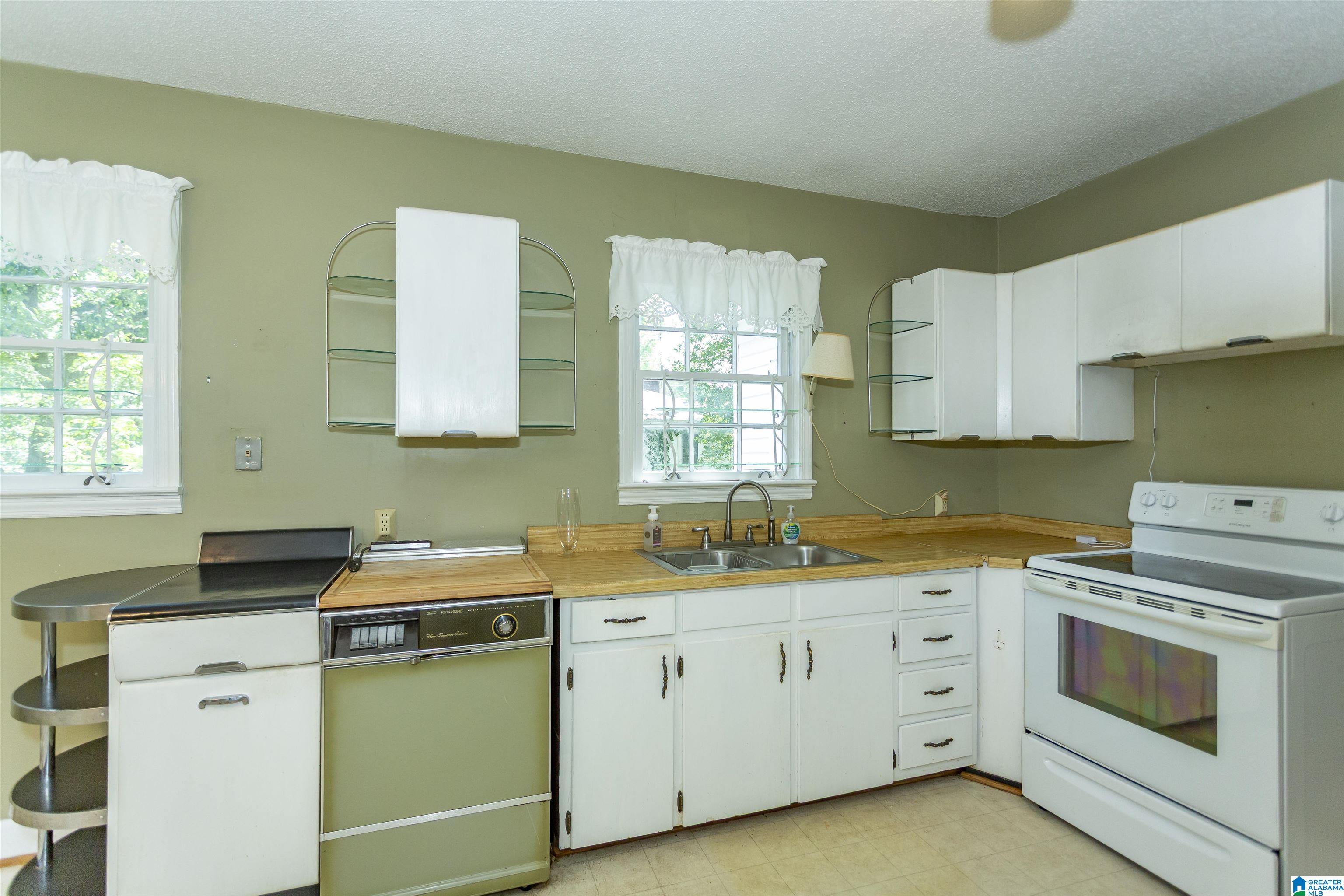 2028 High School Road Bessemer, AL 35023 - Photo 23 of 47