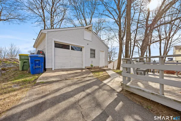 $299,900 | 88 Cynthia Street, Waterbury, CT 06708