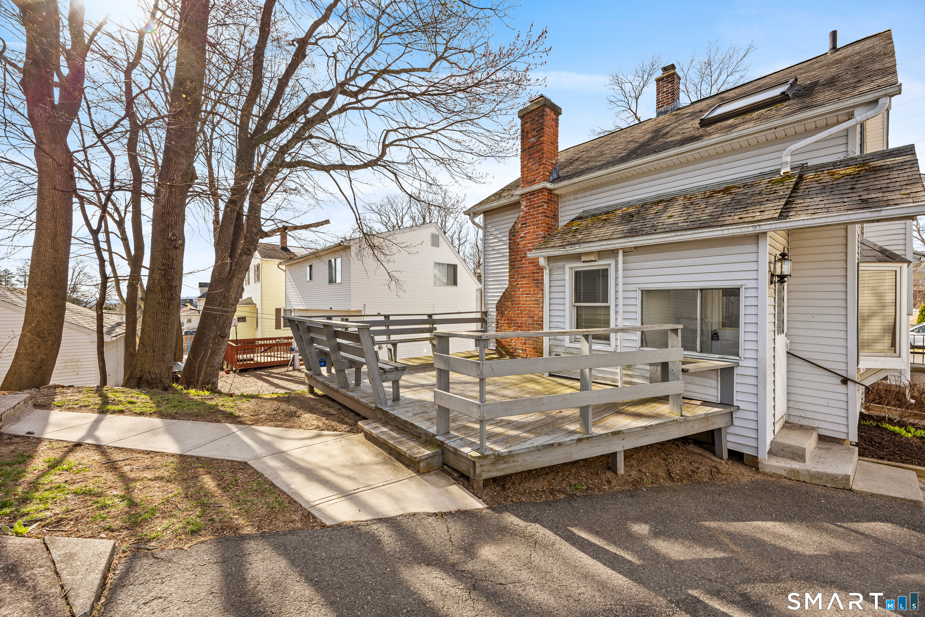 88 Cynthia Street Waterbury, CT 06708 - Photo 29 of 32