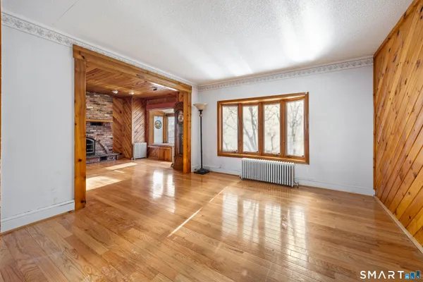 $299,900 | 88 Cynthia Street, Waterbury, CT 06708
