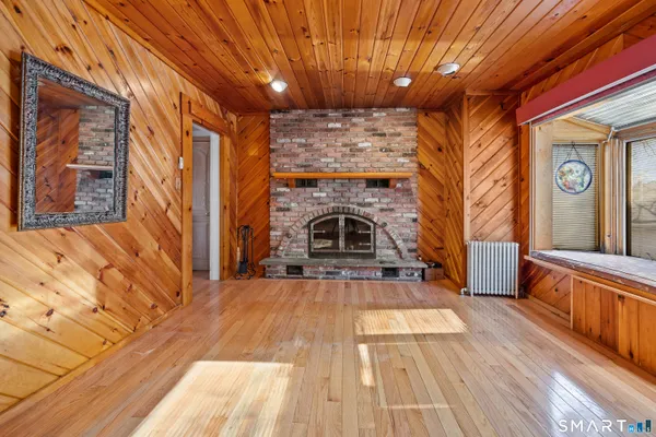 $299,900 | 88 Cynthia Street, Waterbury, CT 06708