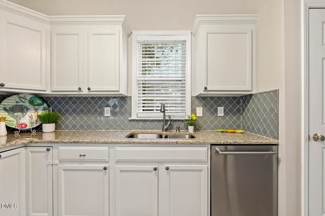 $475,000 | 2524 Ferndown Court, Raleigh, NC 27603