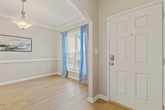 $475,000 | 2524 Ferndown Court, Raleigh, NC 27603