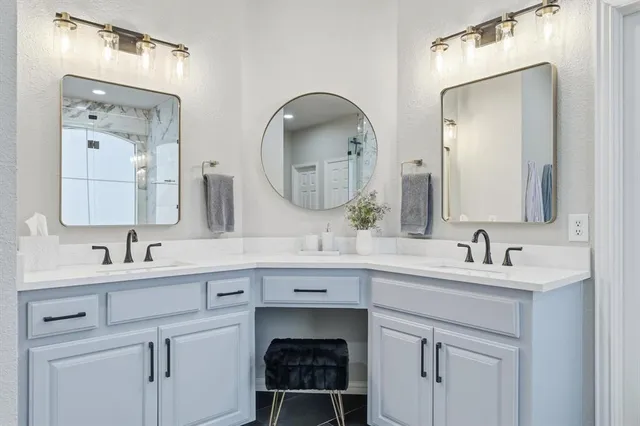 $635,000 | 8436 Parkdale Drive, North Richland Hills, TX 76182