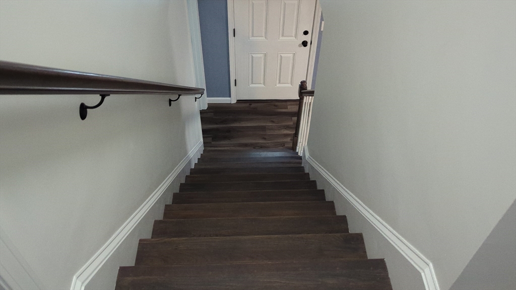 514 Old County Road Holland, MA 01521 - Photo 17 of 40 a view of entryway