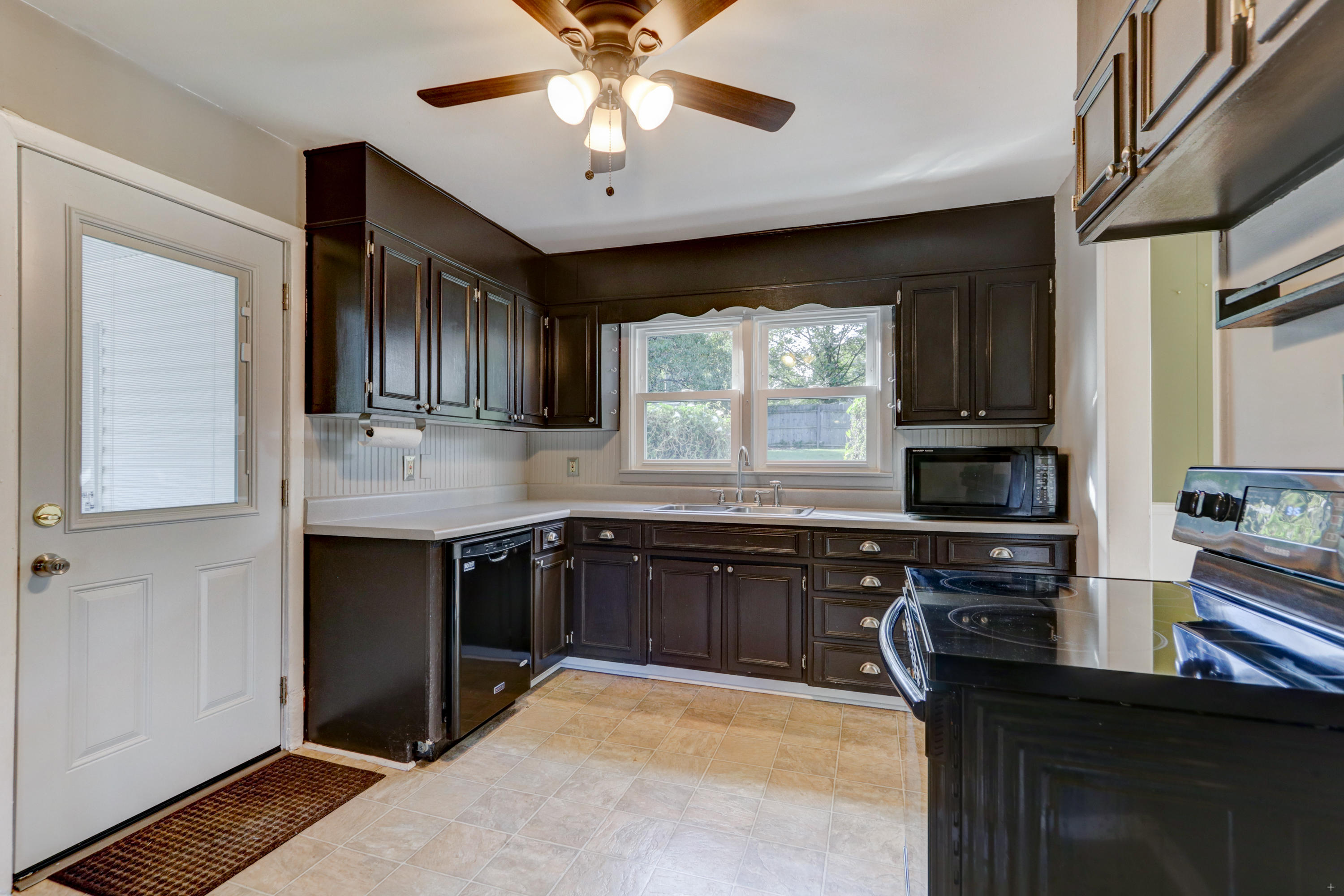 2030 Aster Road Knoxville, TN 37918 - Photo 3 of 18 Positive Perceptions-6