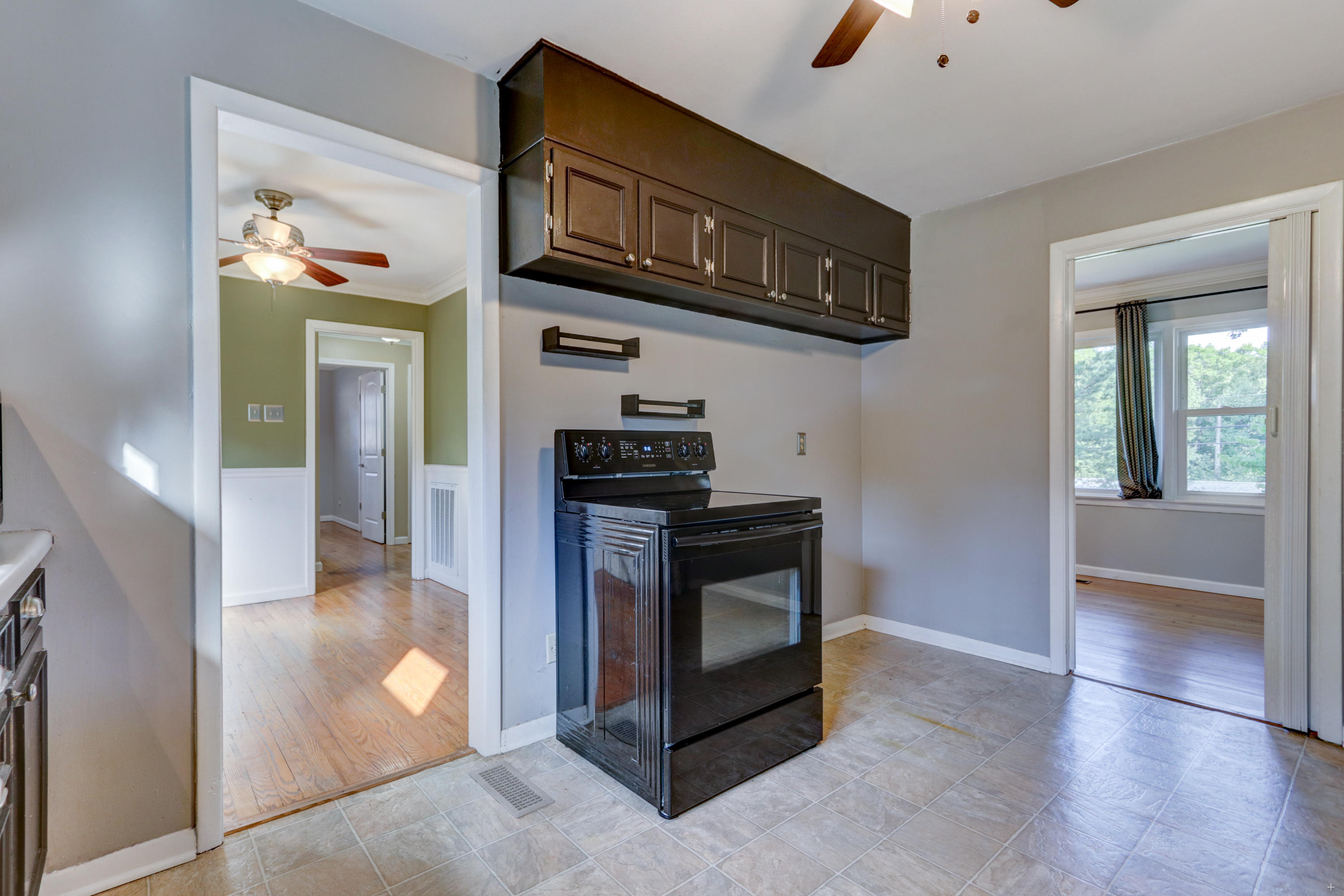 2030 Aster Road Knoxville, TN 37918 - Photo 5 of 18 Positive Perceptions-7