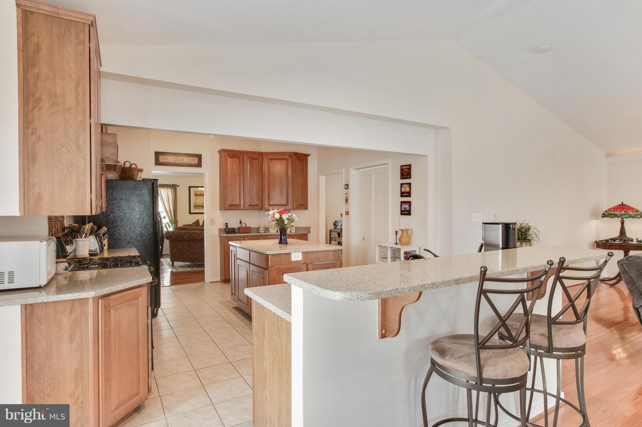 1589 Courthouse Road Catlett, VA 20119 - Photo 6 of 30 Gourmet Kitchen with Room for the whole Family!