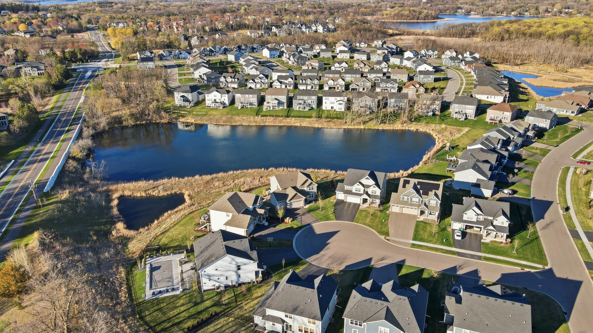 7253 Rogers Court Chanhassen, MN 55317 - Photo 5 of 52