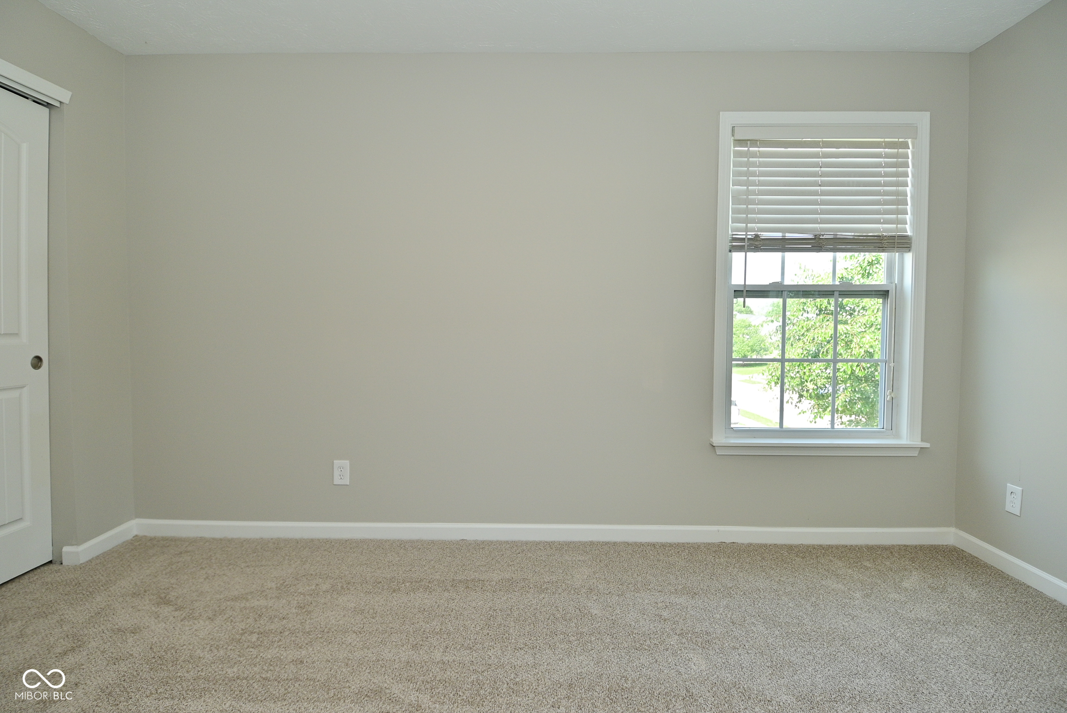 8354 Fieldfare Way Indianapolis, IN 46237 - Photo 23 of 34