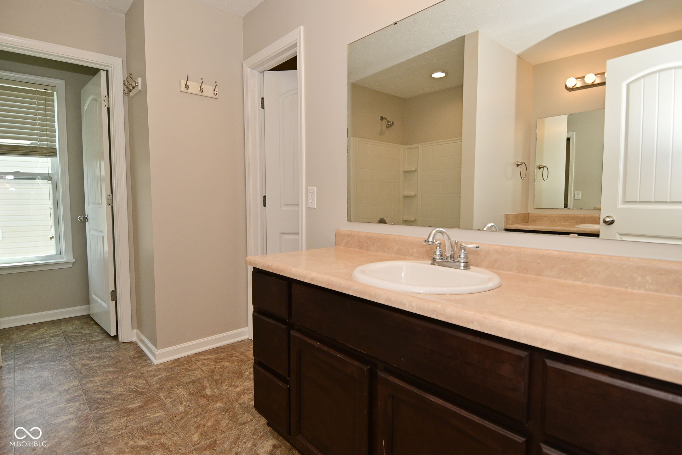 8354 Fieldfare Way Indianapolis, IN 46237 - Photo 28 of 34