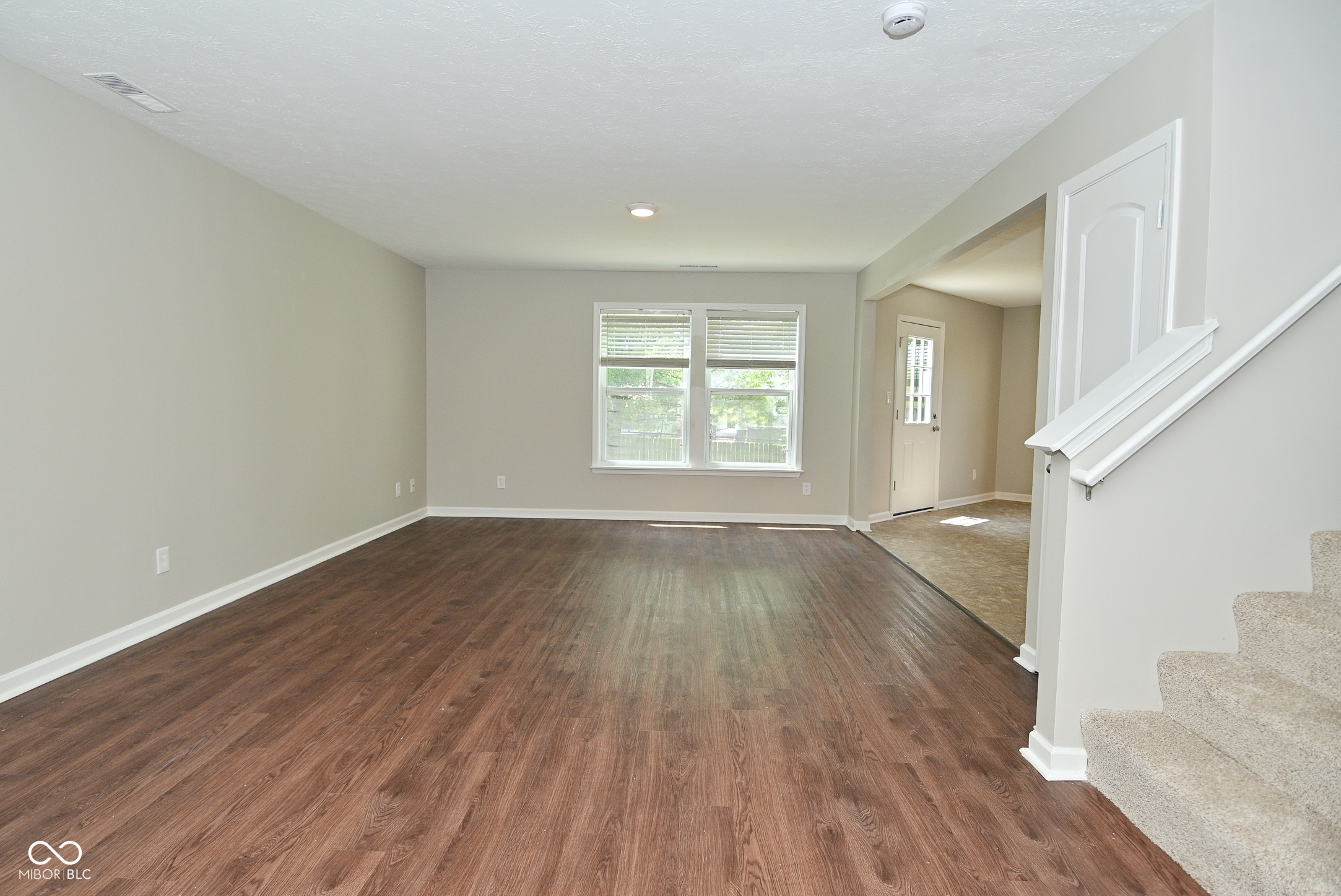 8354 Fieldfare Way Indianapolis, IN 46237 - Photo 6 of 34