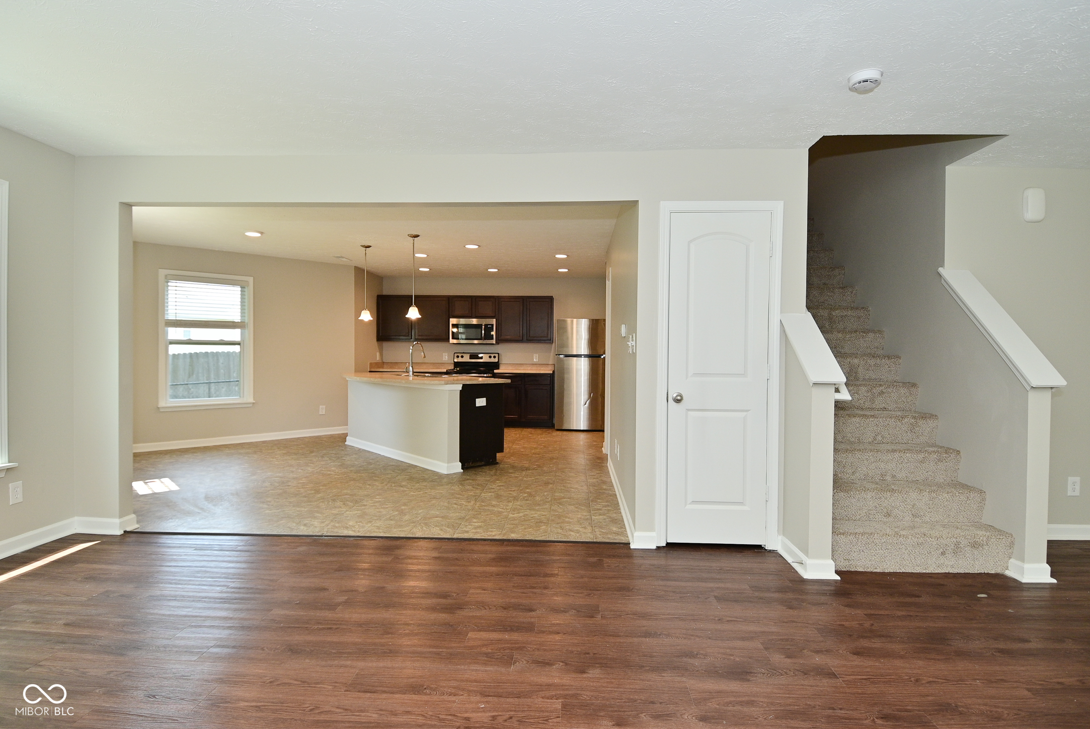 8354 Fieldfare Way Indianapolis, IN 46237 - Photo 8 of 34