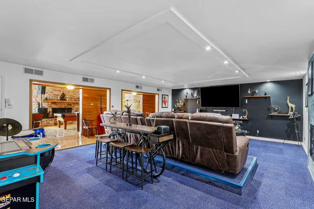 $1,190,000 | 701 La Cruz Drive, El Paso, TX 79902