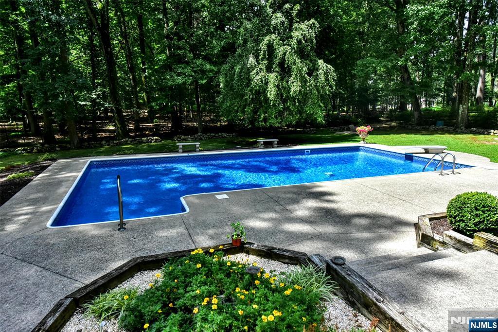 6 Terkuile Road Montvale, NJ 07645 - Photo 29 of 37 Gallery Image 29