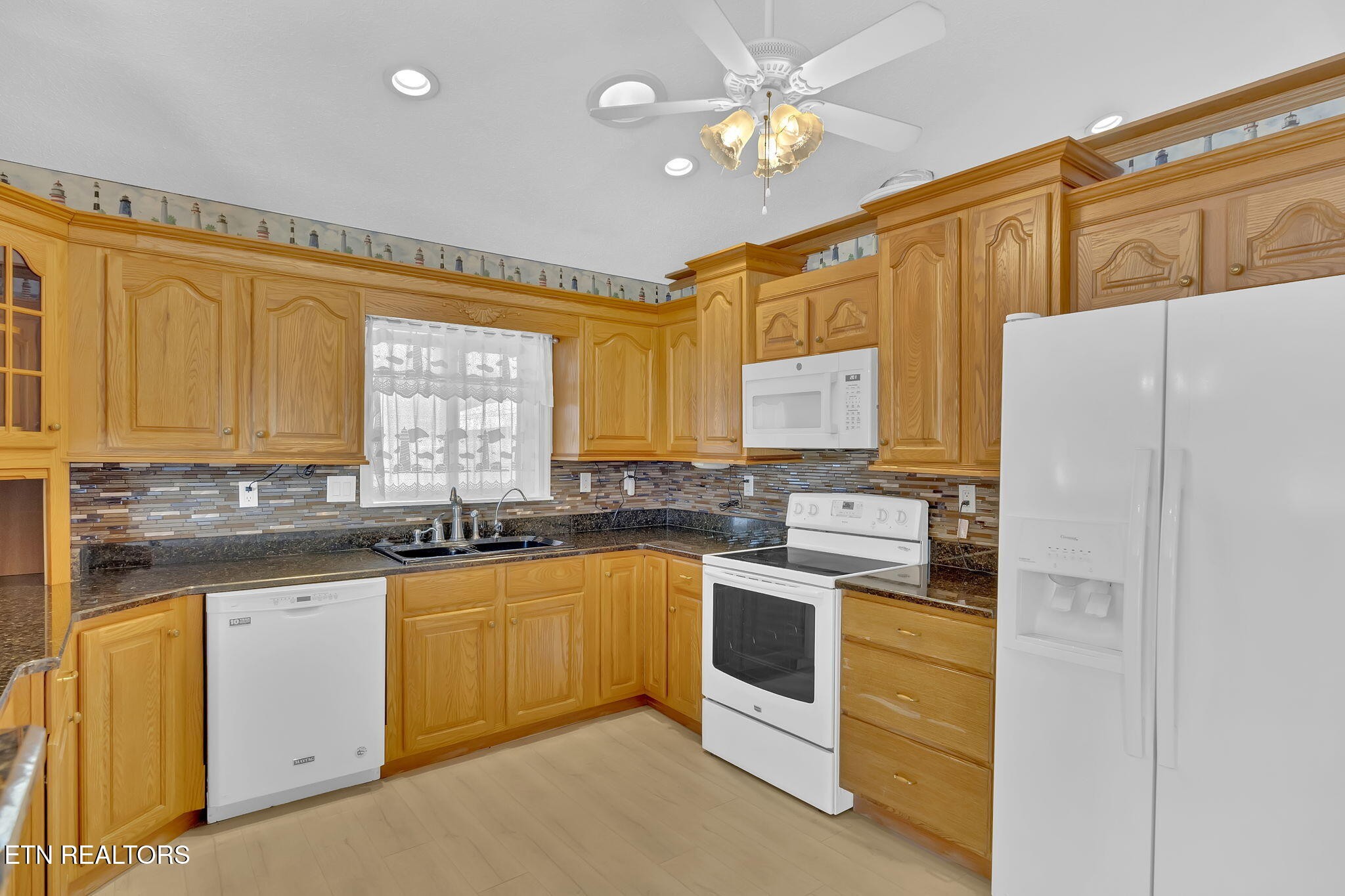 731 Sam Martin Road Dandridge, TN 37725 - Photo 8 of 60 Gallery Image 8